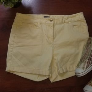 Denver Hayes shorts